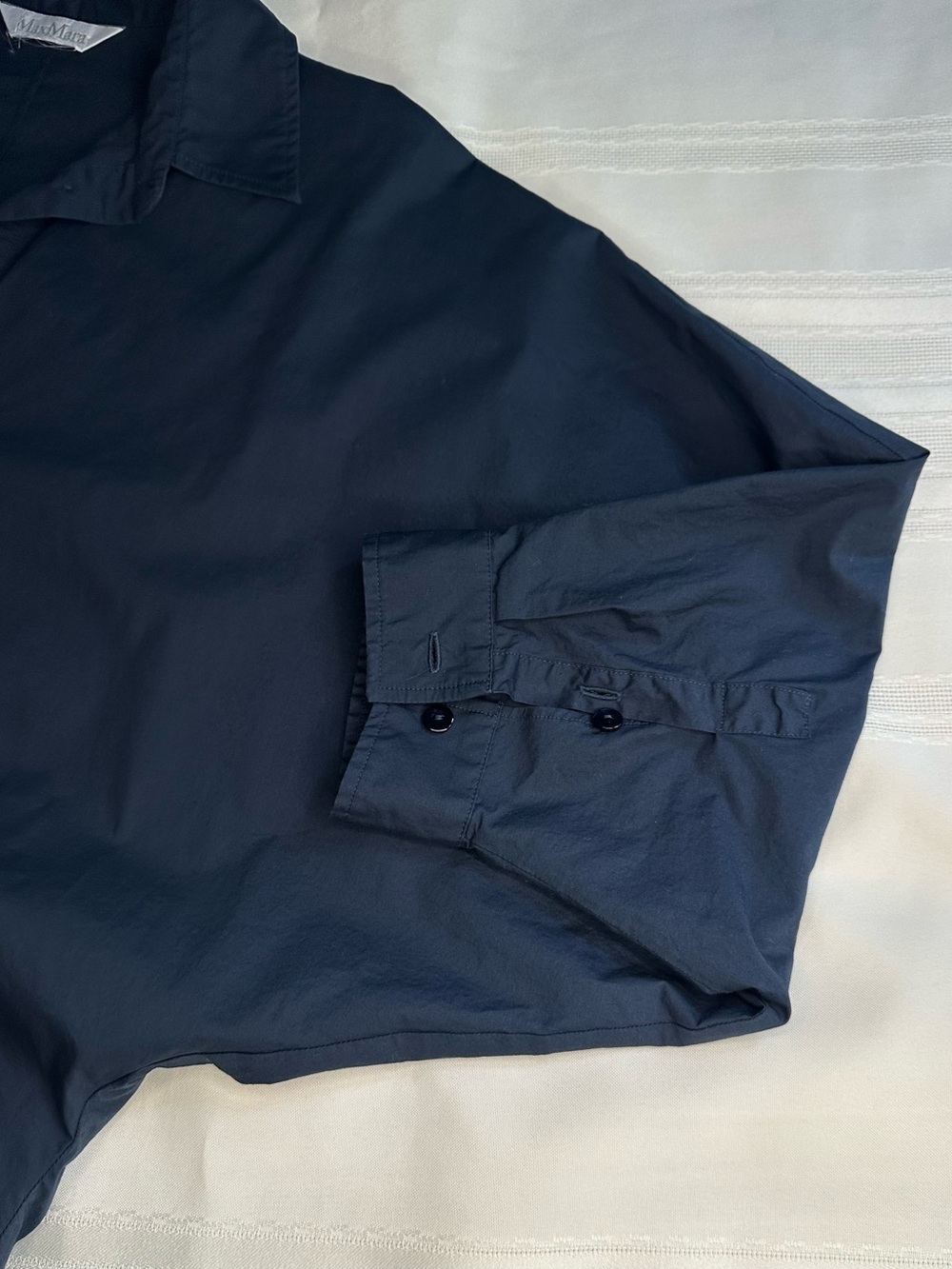 MaxMara Navy Relaxed Button-Front Blouse - Picture 13 of 13